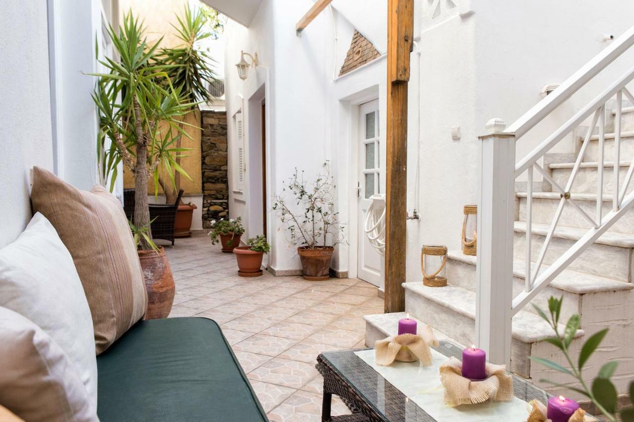Town House For 6-16 With Ac Villa Parikia  Exterior photo